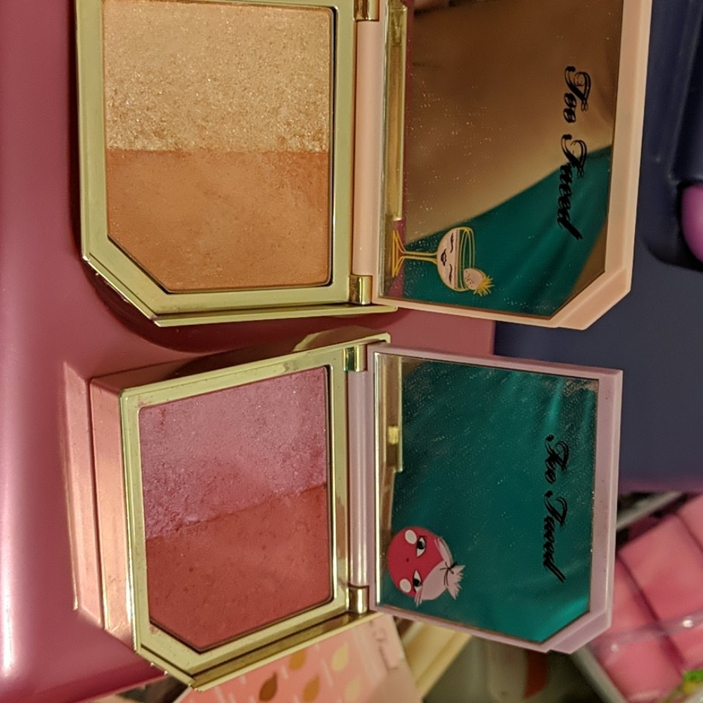 AUTHENTIC too faced plumagranate berries &  bubbly